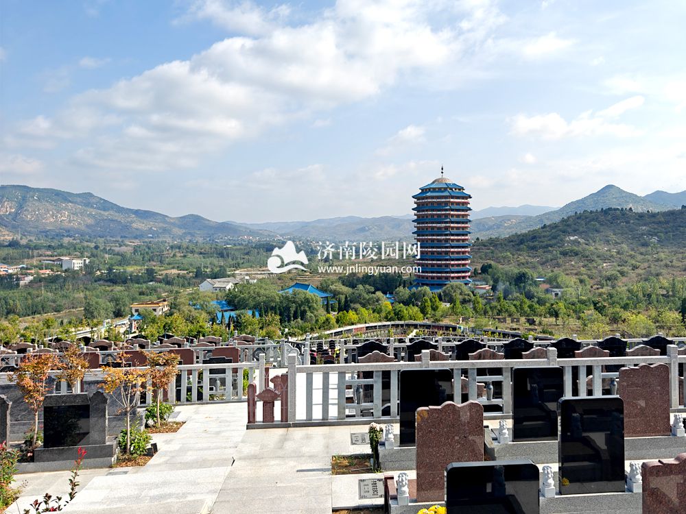 提前规划墓地：一种理性且富有意义的选择